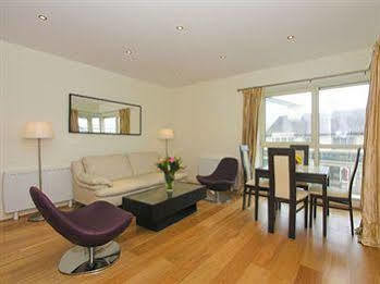 Aparthotel Jameson Court