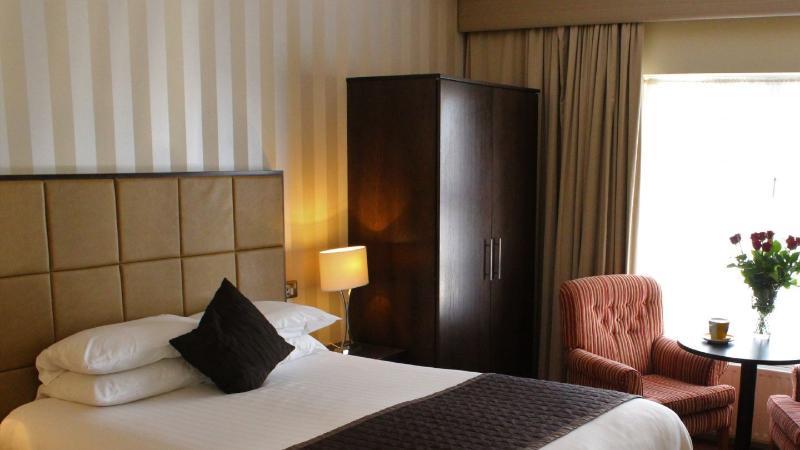 Menlo Park Hotel