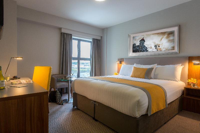 Maldron Sandy Road Hotel 4*