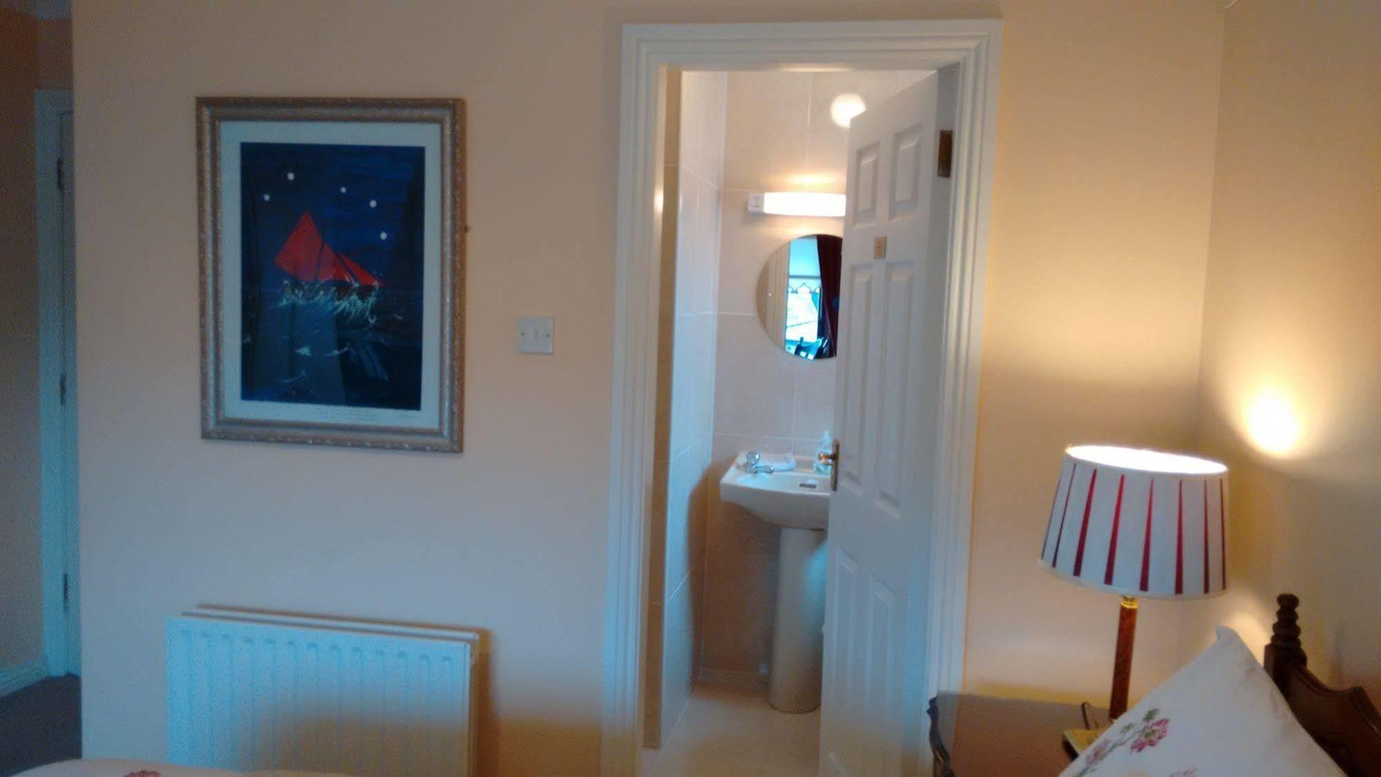 Corrib View H91rr72 Guest house 3*