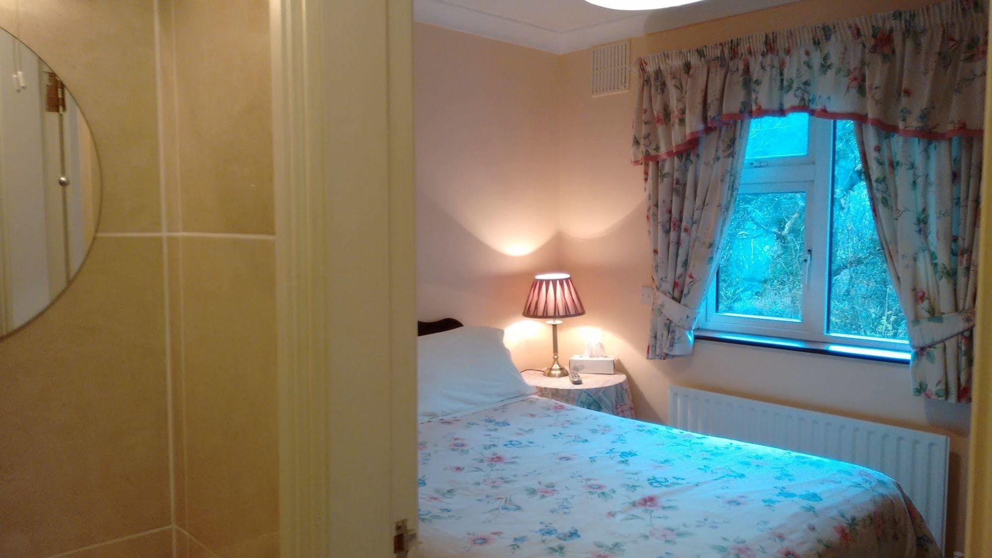 Corrib View H91rr72 Guest house Galway