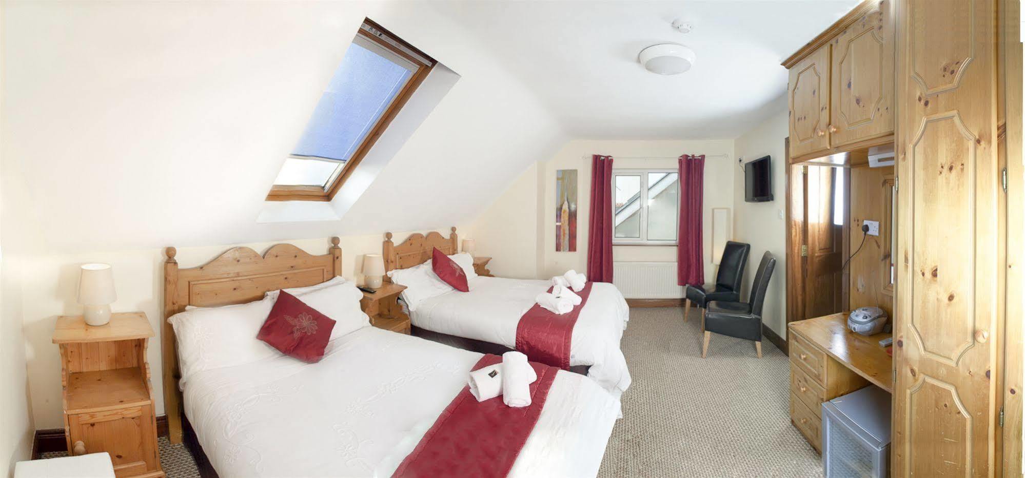 Guest house Rusheen Bay House 4*