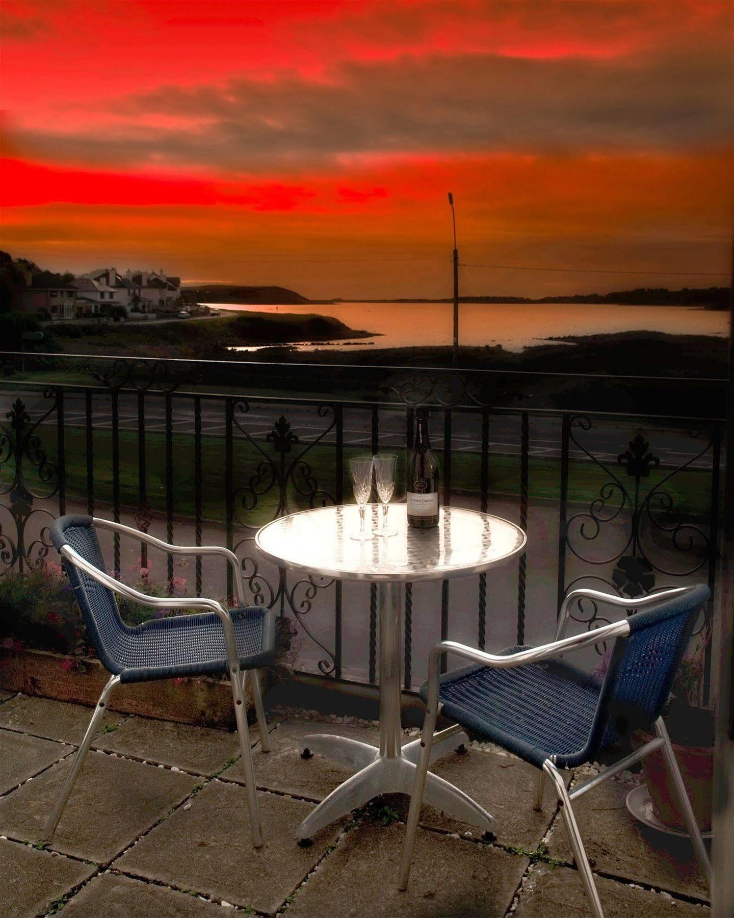 Guest house Rusheen Bay House 4*