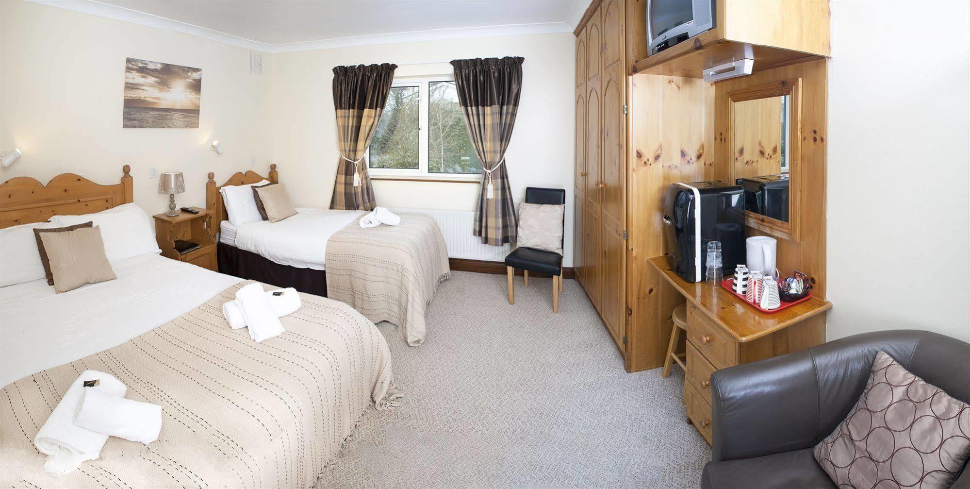 Rusheen Bay House 4*