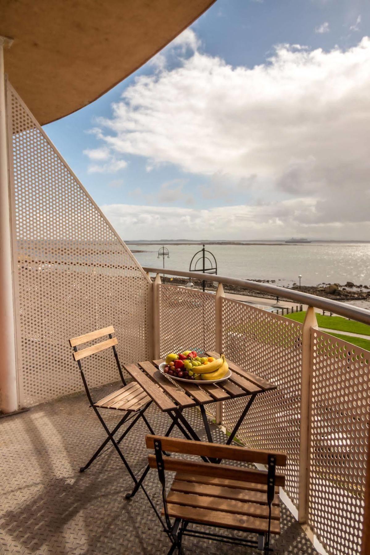 Bay Sea View Apartment Galway