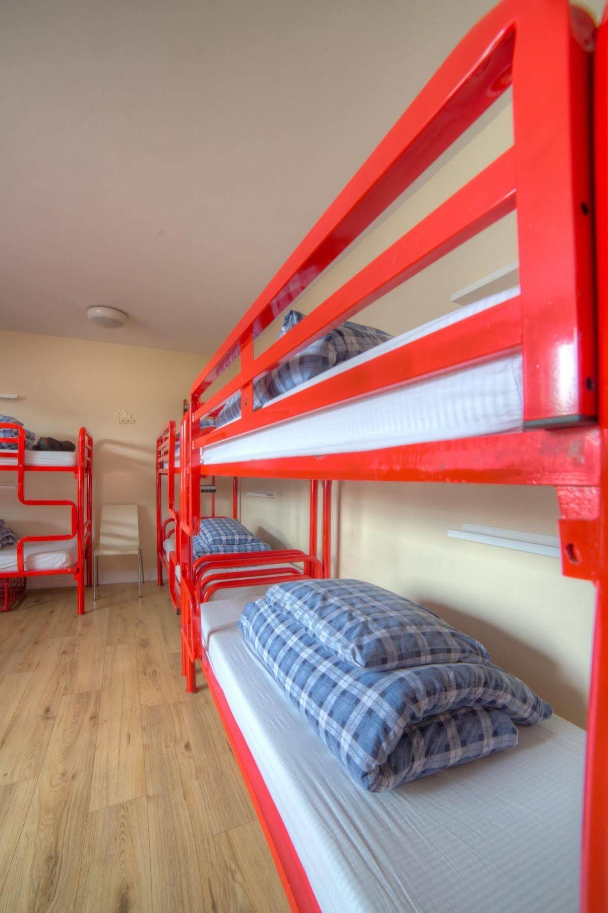 Snoozles Centre Hostel Galway