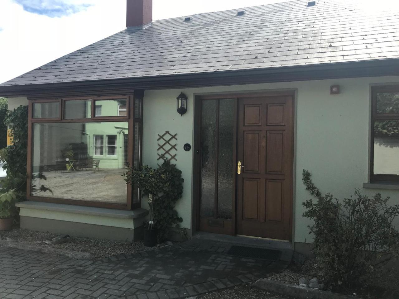 Crescent Close 3* Galway