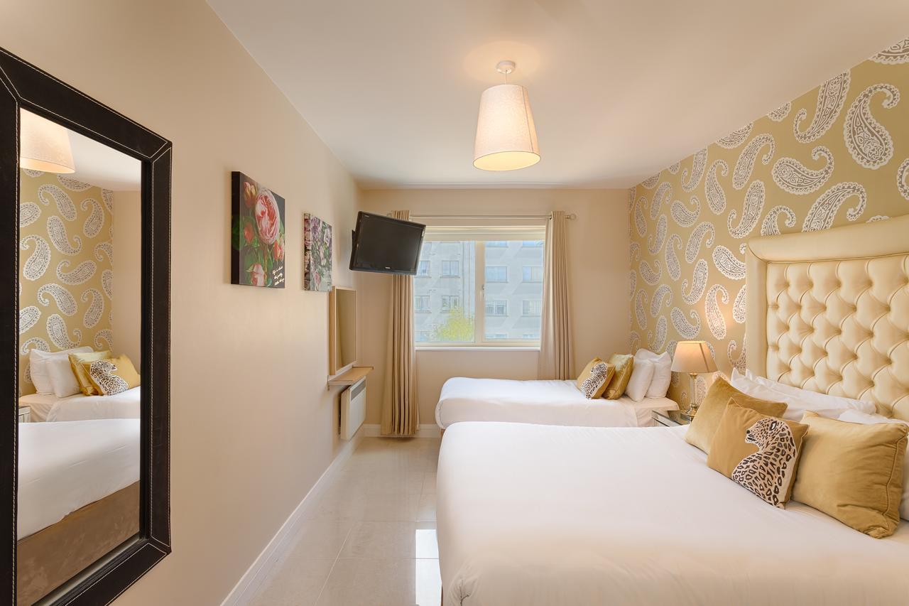 Jameson Court Aparthotel 4*