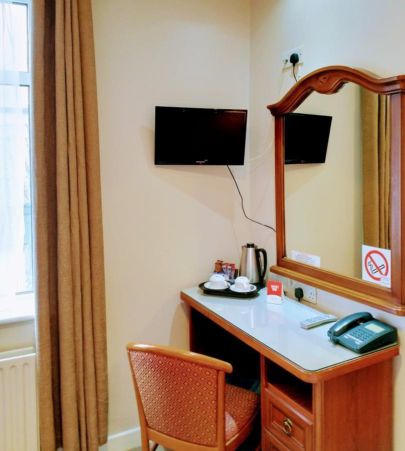 Thirteen On The Green - Eyre Square Hotel Galway