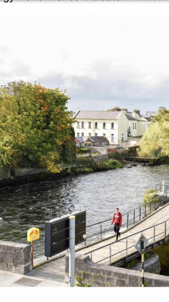 Spanish Arch City Centre Duplex Holiday home Galway