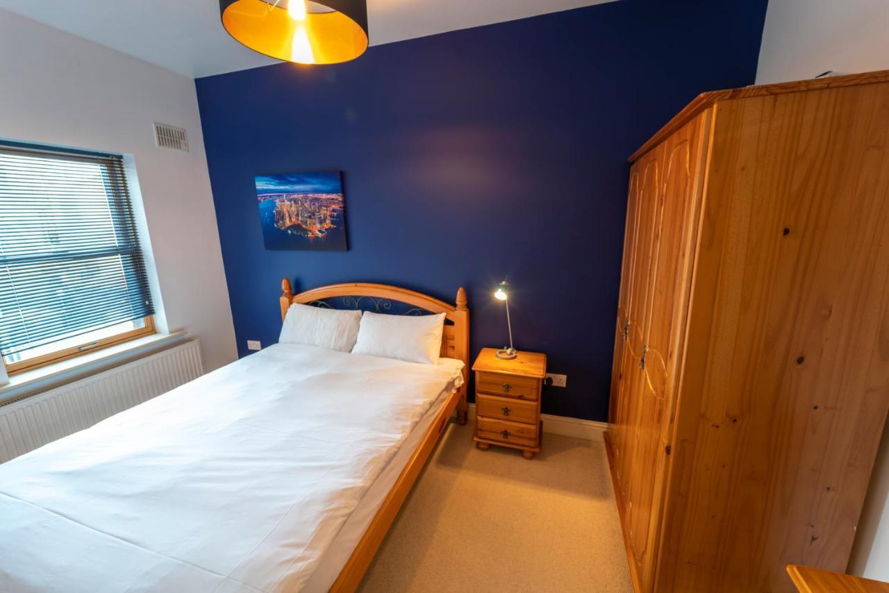 Stylish, Spacious 3 Bedroom Townhouse * Galway