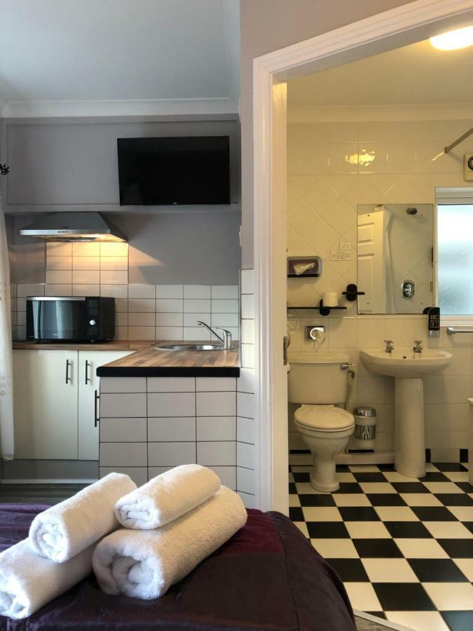 Amber Heights Bed & Breakfast 3*