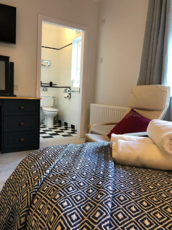 Amber Heights 3*