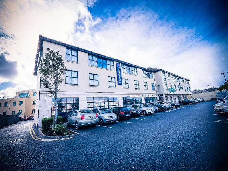 Travelodge Hotel 3*