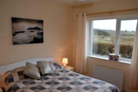 Cleggan Beach Holiday home