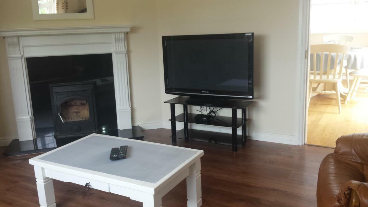 Holiday home Cloonboo With Tours Sleeps 12 *