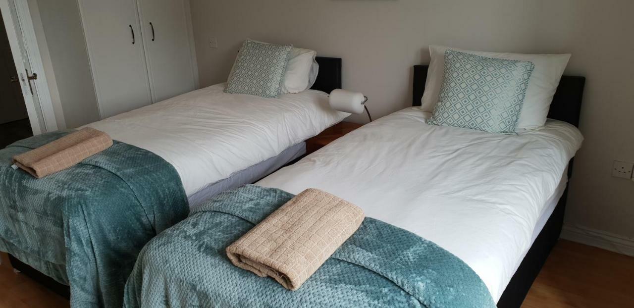 Centre Apartment, Augustine Street *