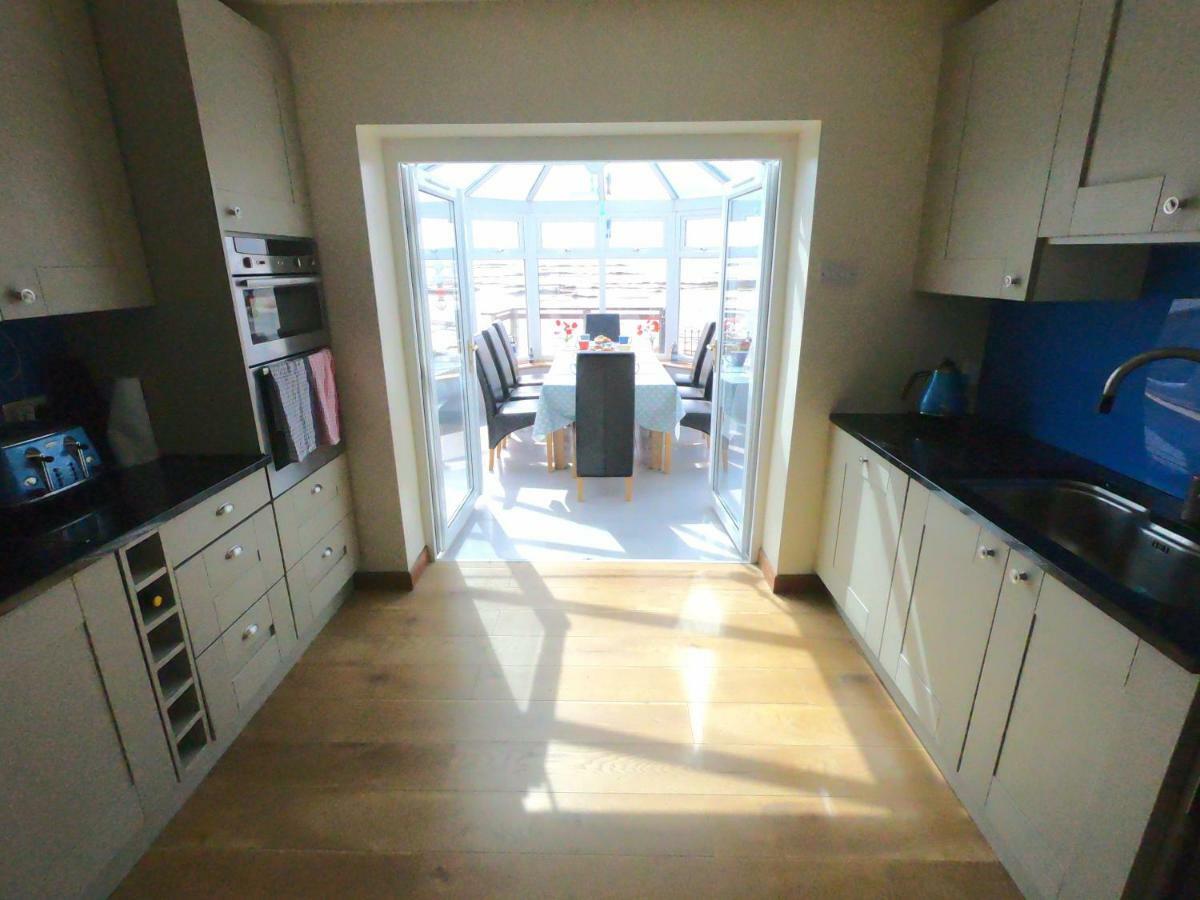Waters Edge Holiday home Galway