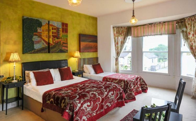 Manor Banba House Sleeps 2-26 Holiday home Galway