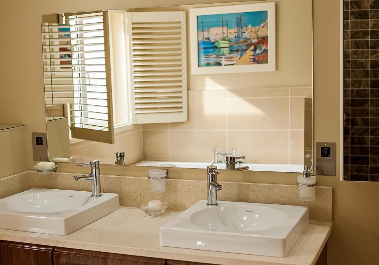 Sea Breeze Bed & Breakfast