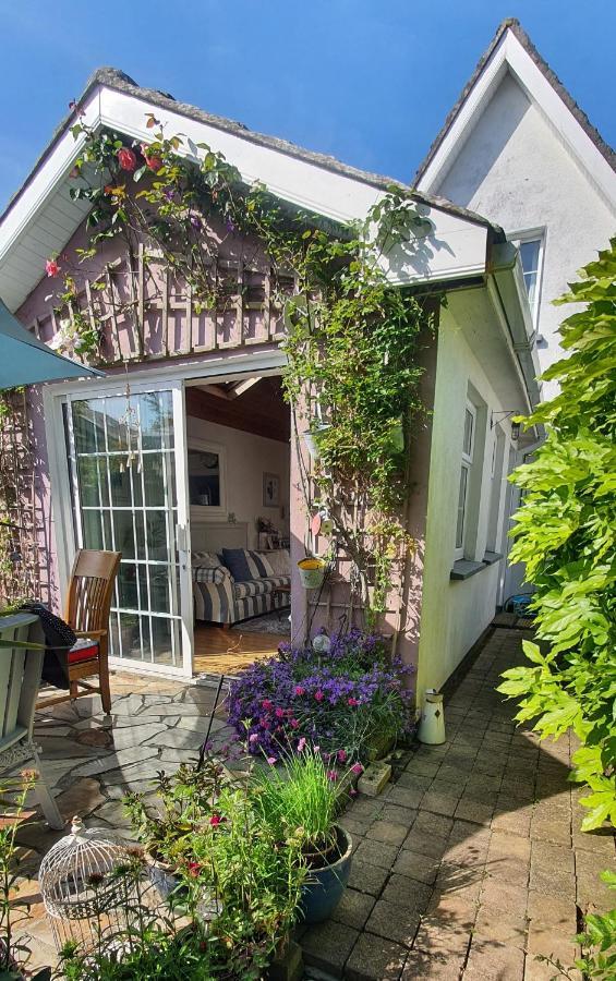 124 ,castlelawn Heights, Headford Road Homestay Galway