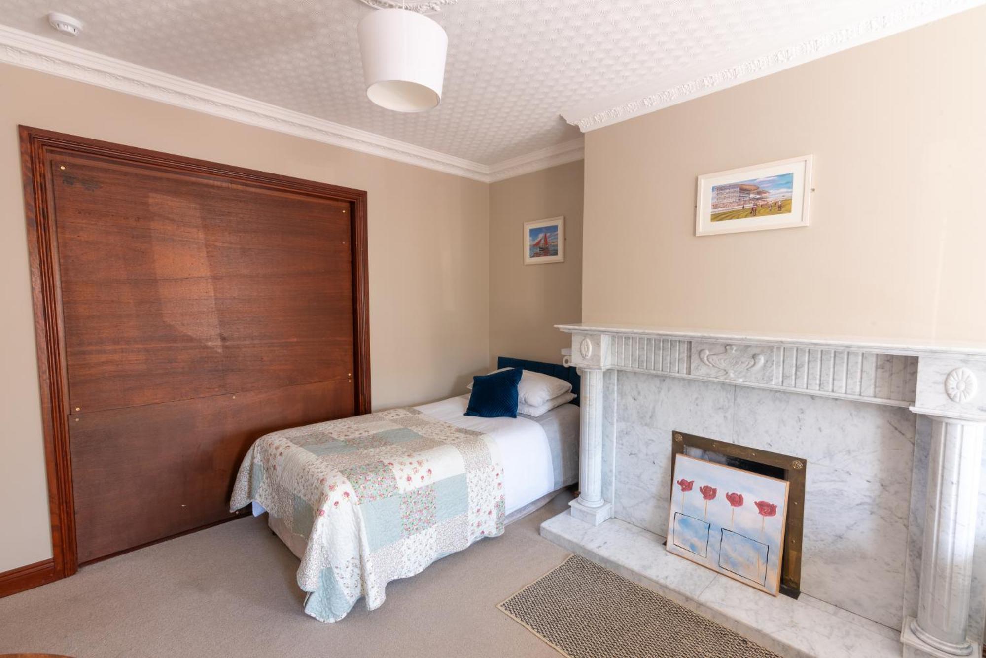 Avalon House Galway