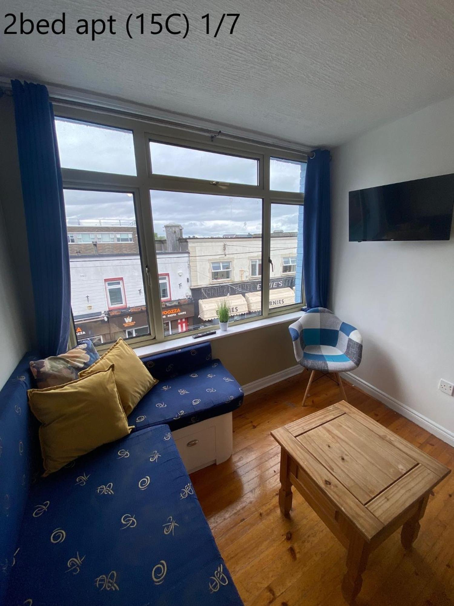 Crescent Close Apartment *