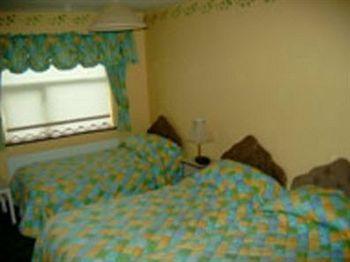 Rockfield House 4*