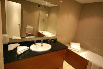 Imperial 3*