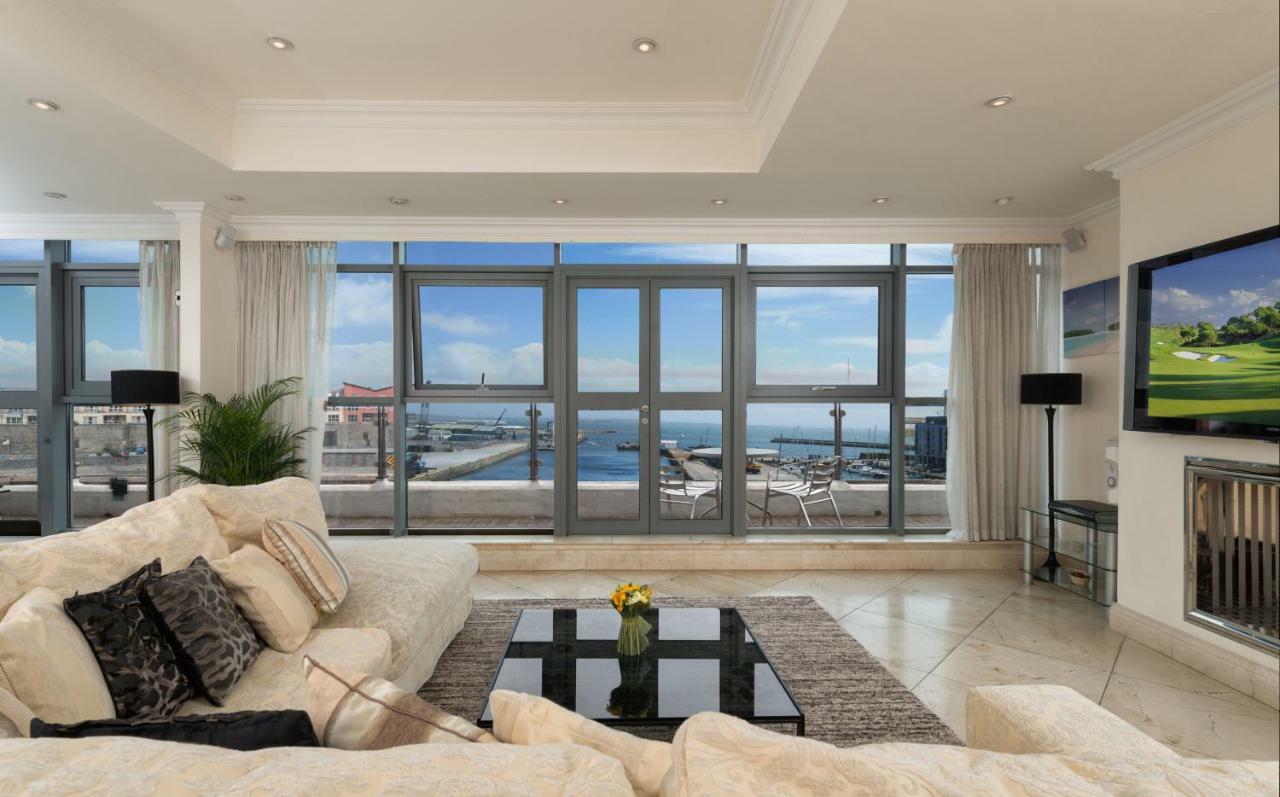 Luxury Center Penthouse * Galway